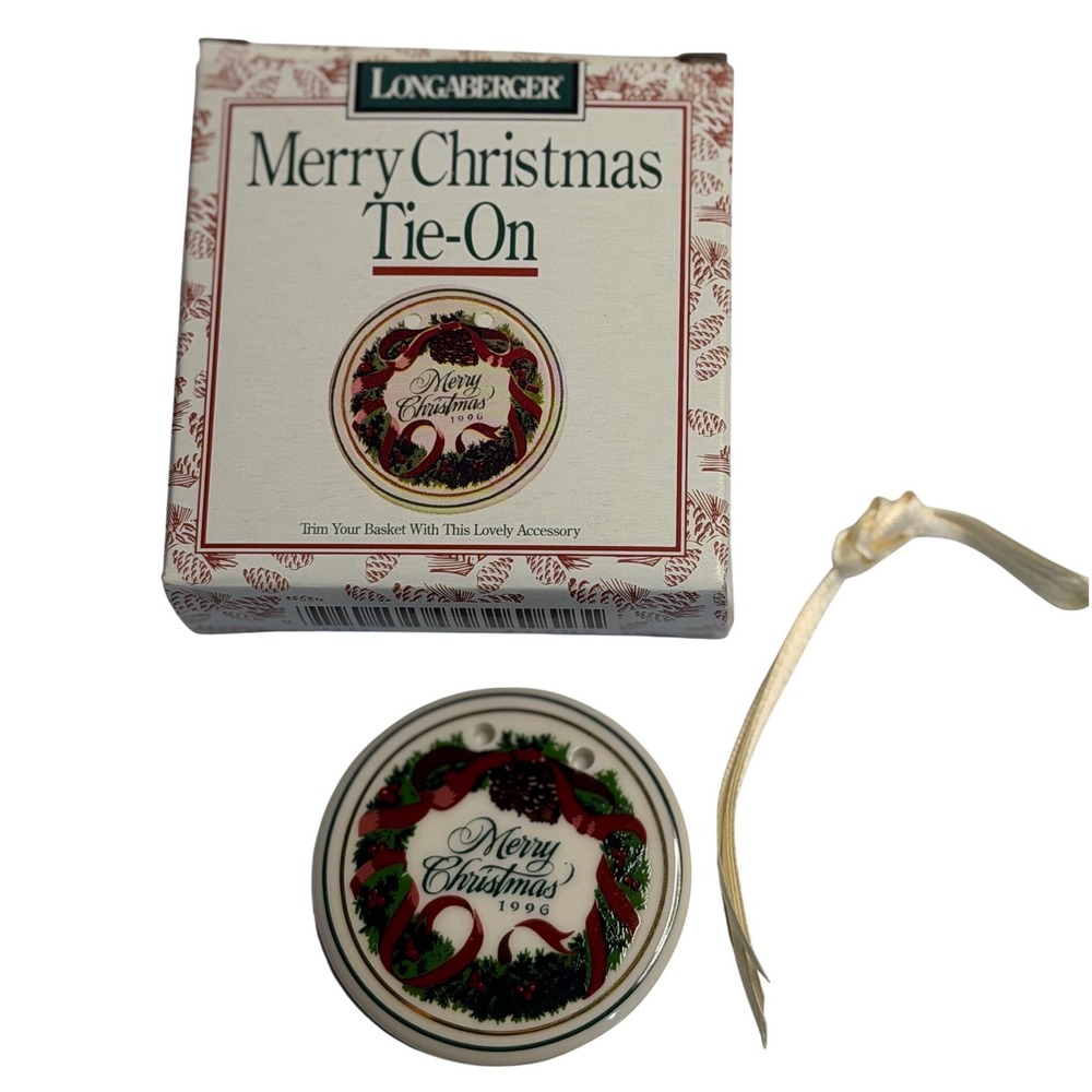 VTG Longaberger Basket Tie On White Merry Christmas 1996 Wreath Ceramic Ornament